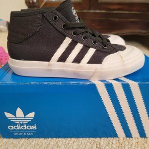 Adidas Originals Kids Sneakers size 2.5